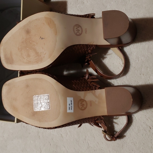 Sandals - Picture 3 of 5